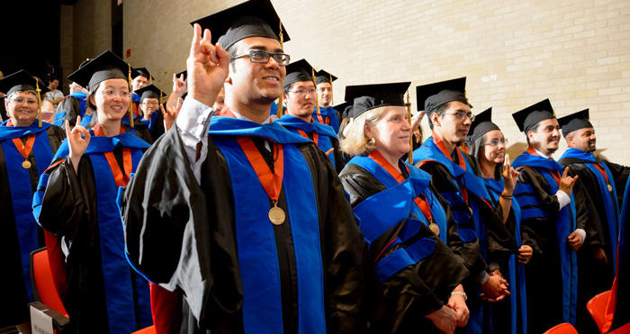UTMB Graduate School awards 39 degrees at commencement 